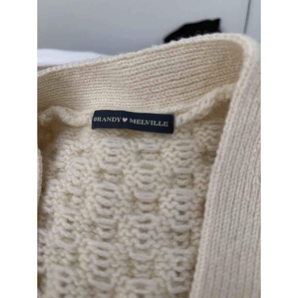 Brandy Melville Cream Wool Blend Cable Knit Oversized Cardigan Sweater - Picture 3 of 4